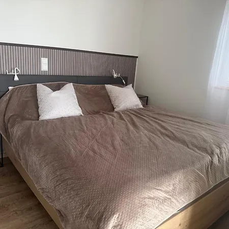 شقة Trakehnerstueberl